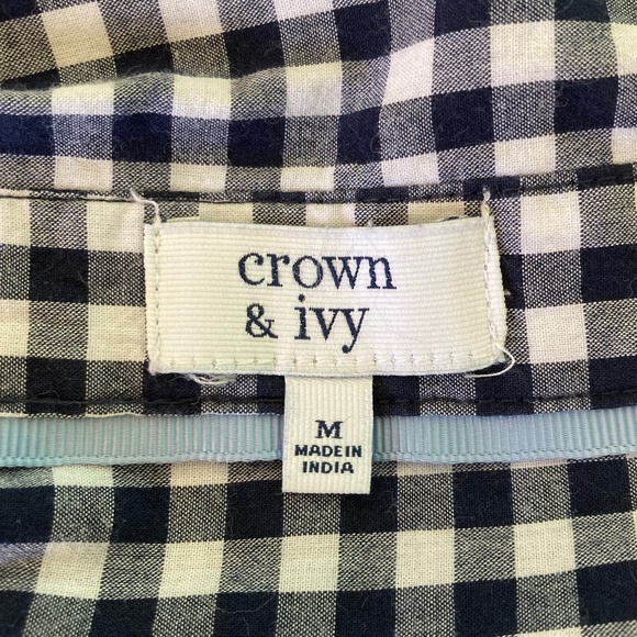 Women’s size medium Crown and Ivy navy and white checked button down top - Picture 3 of 5